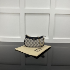 Gucci Hobo Bags